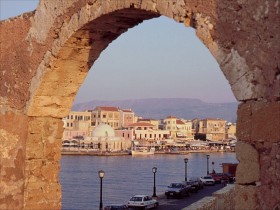 13008 Udsigt fra fortet ved havnen i Chania