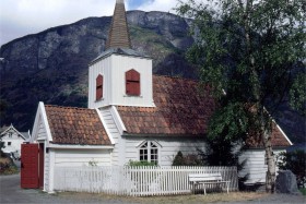 10915 Undredal Stavkirke