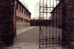 12728 Auschwitz