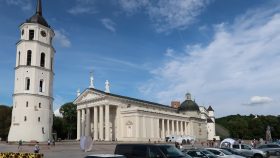 Domkirken i Vilnius + klokketårn
